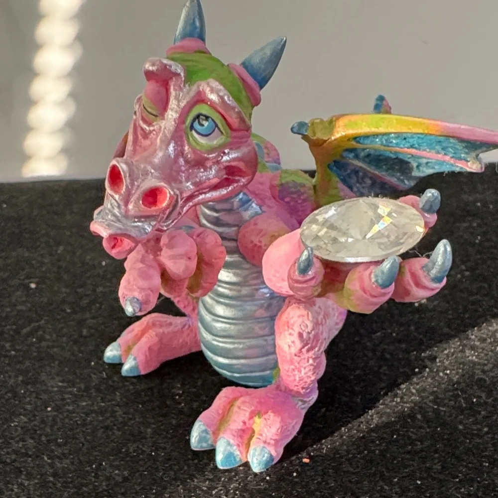 Franklin Mint Mood Dragon figurine “Coy”